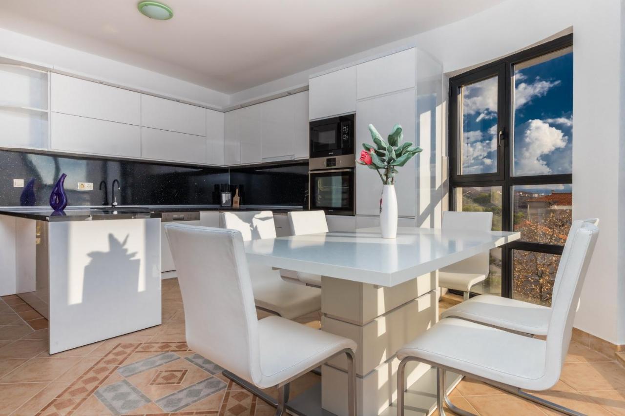 Vila Sani Crikvenica Apartment ภายนอก รูปภาพ