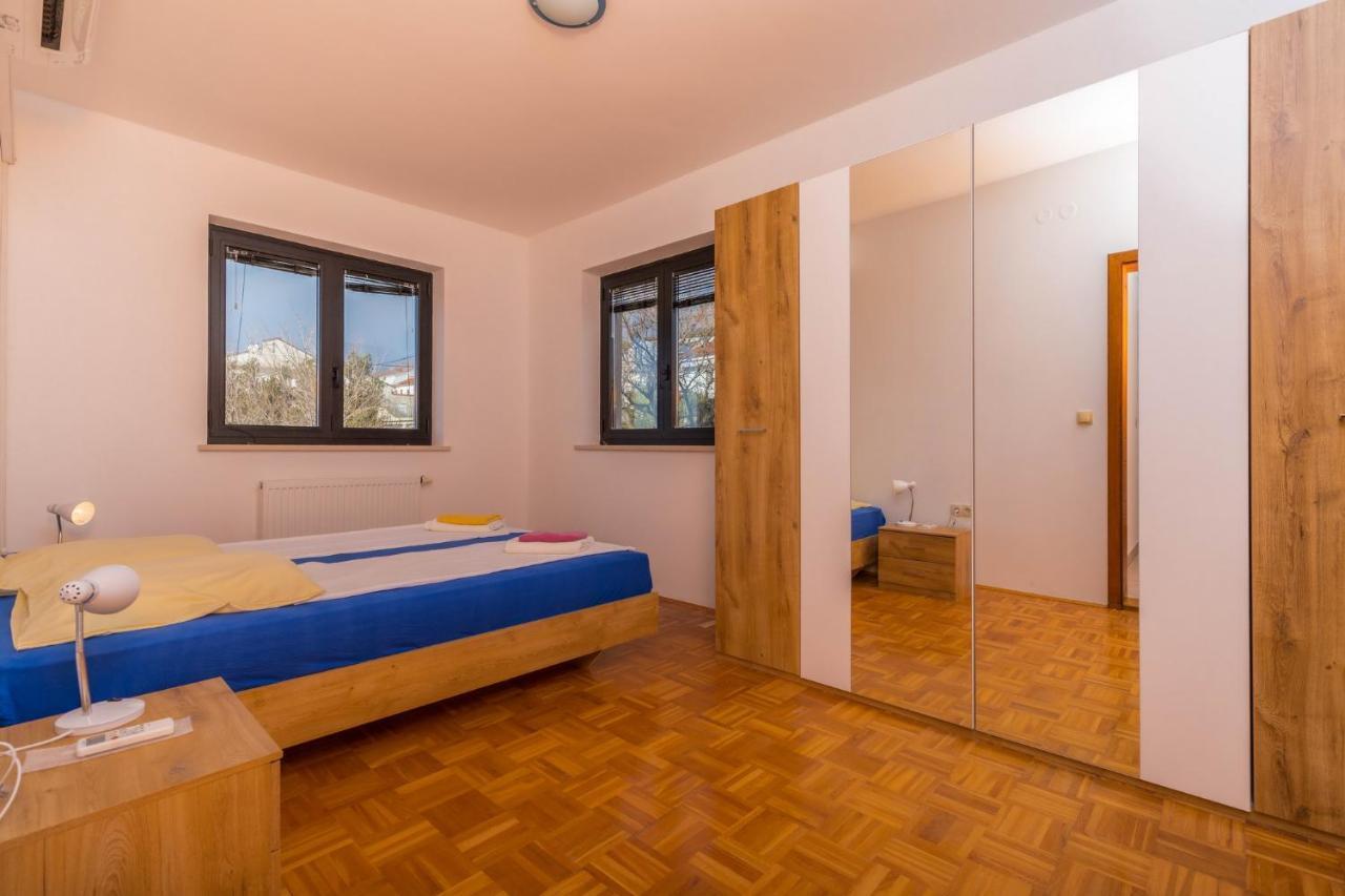 Vila Sani Crikvenica Apartment ภายนอก รูปภาพ