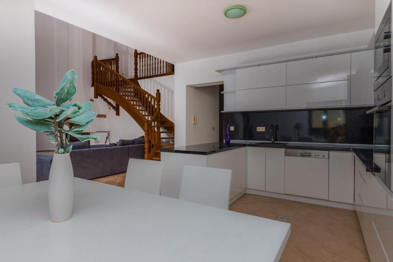Vila Sani Crikvenica Apartment ภายนอก รูปภาพ
